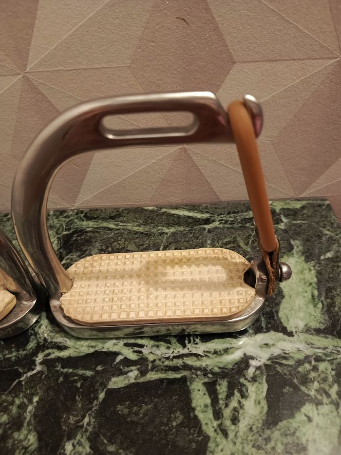 Êtriers sécurité - photo numéro 2