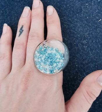 Bague en verre ronde style pylônes