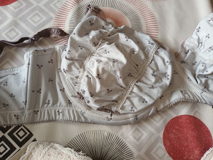 Lot 2 Soutiens-gorge grossesse allaitement 95F - photo numéro 7