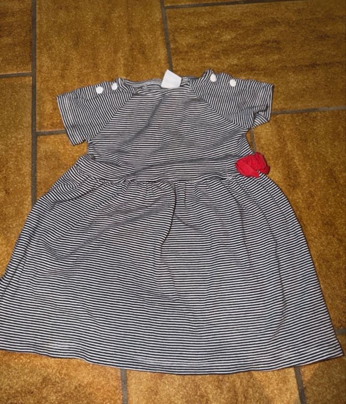 Robe bébé fille