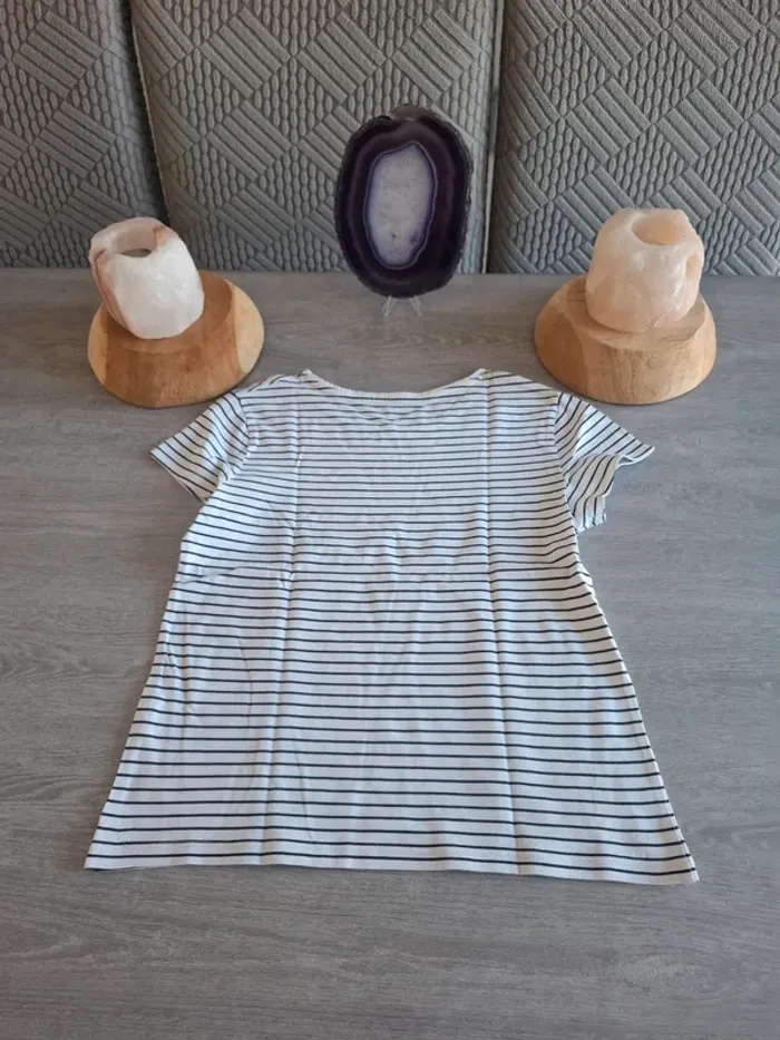 T-shirt taille 10 ans - photo numéro 3