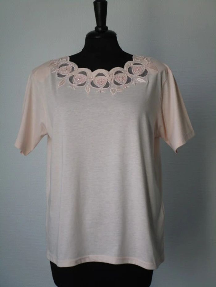 T-shirt vintage saumon 42 TBE - photo numéro 2