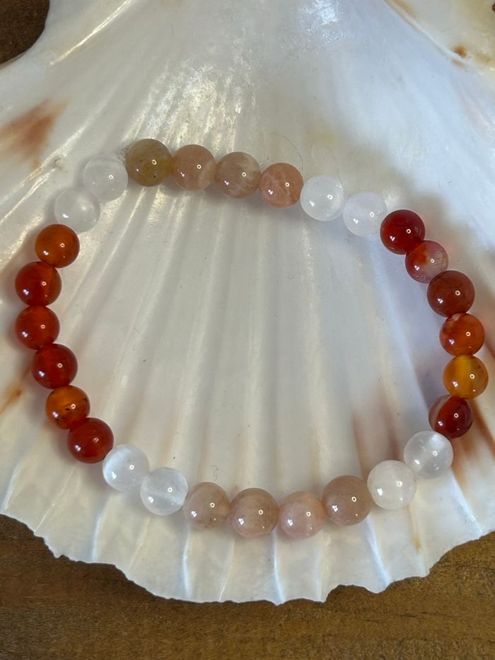 Bracelet en Cornaline, Pierre de Soleil & Sélénite – Énergie, Lumière et Harmonie - photo numéro 3