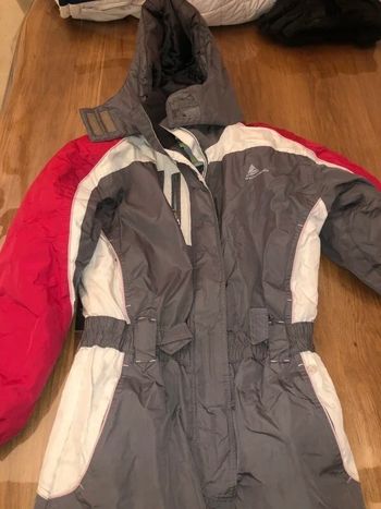 Combinaison de ski fille de marque Peak Mountain taille 14 ans en tbe à 25 euros
