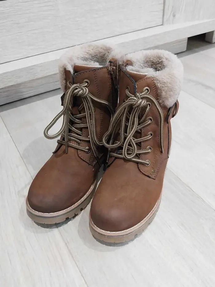 Bottine fourrée T.33 - photo numéro 2