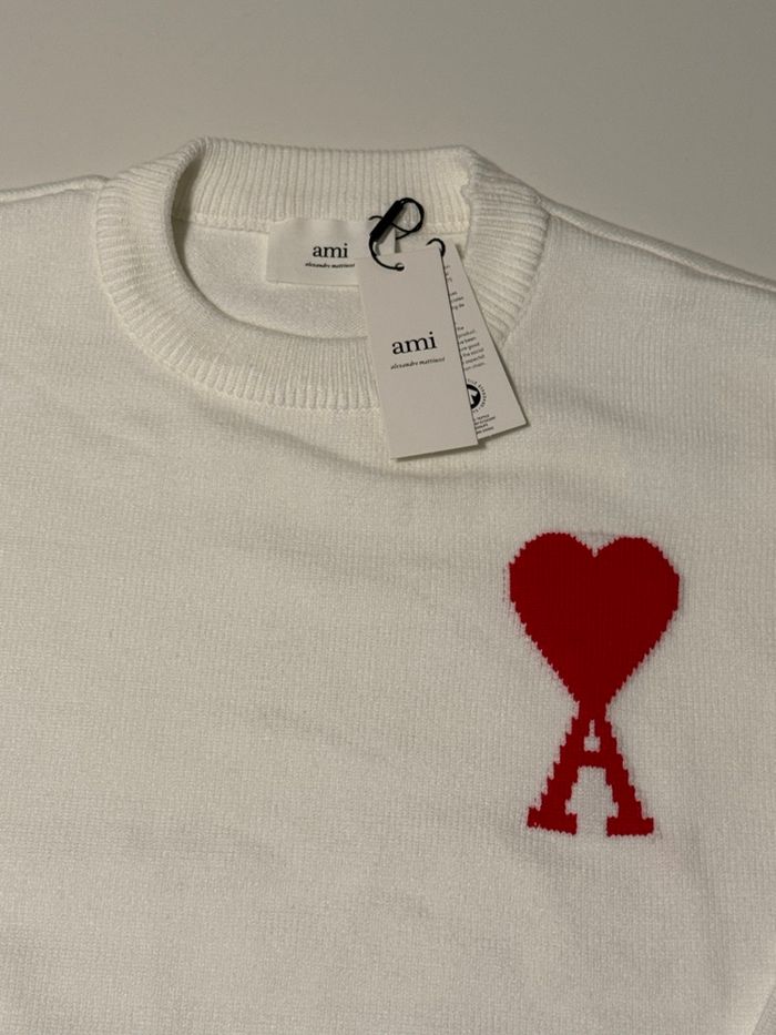 Pulls Ami Taille XL blanc avec le coeur rouge - photo numéro 2