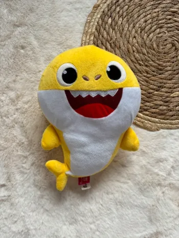 Peluche Baby shark
