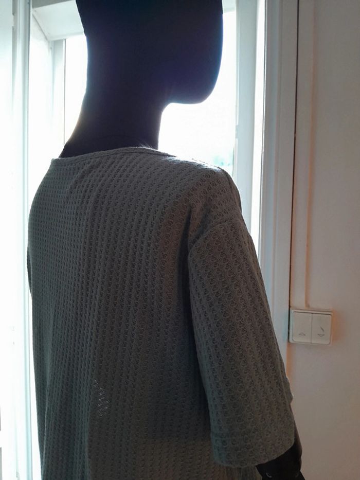 T-shirt côtelé bleu col v - photo numéro 5