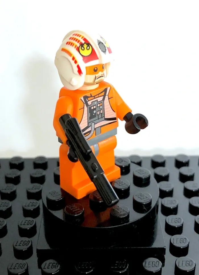 LEGO Star Wars episode IV - Jek Porkins - photo numéro 3
