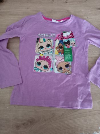 Tee shirt