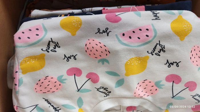 Sweat Legé fille taille 23 mois - photo numéro 2