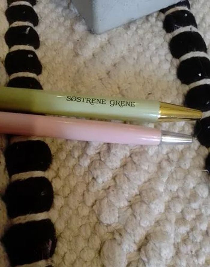 2 Stylos bille - photo numéro 4