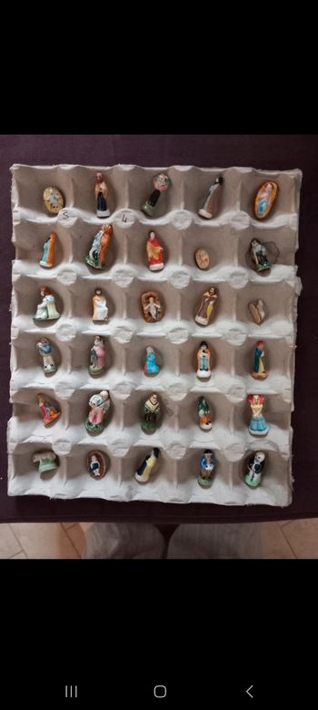 Lot 30 fèves - Personnages (n°4)