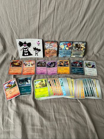 Lot cartes Pokémon flammes blanches EV10.5