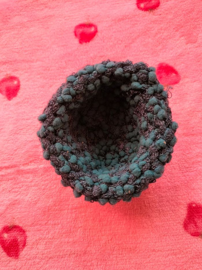 Vide-poches ou bonnet de poupée