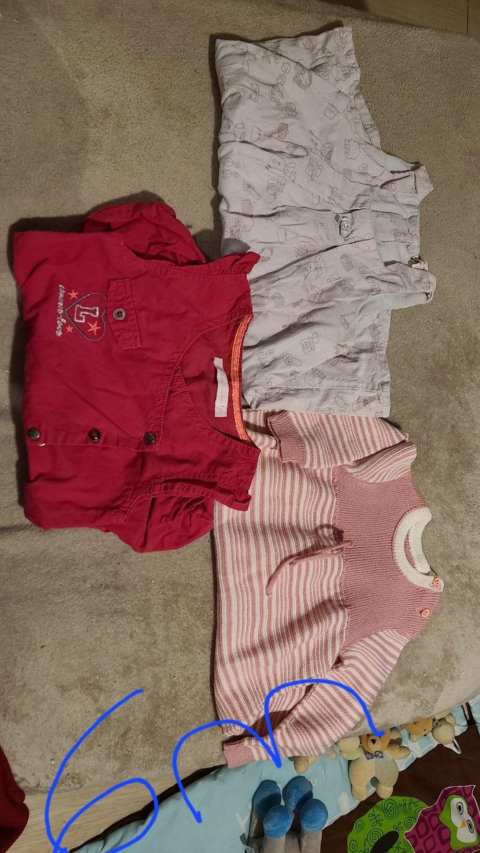 Lot vêtements bébé filles - photo numéro 1