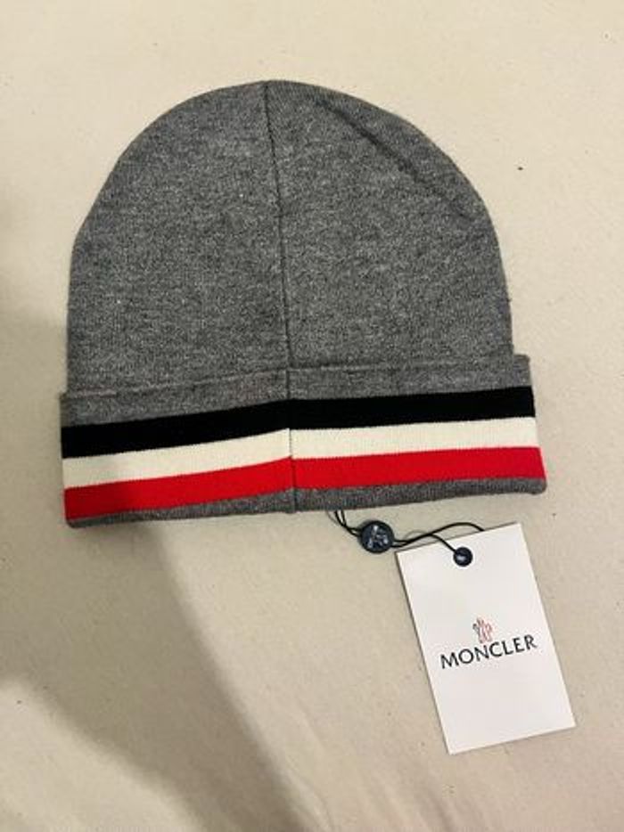 Bonnet Moncler Gris - photo numéro 2