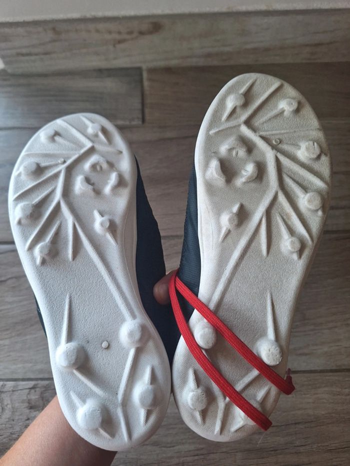 Chaussures foot 34 - photo numéro 2