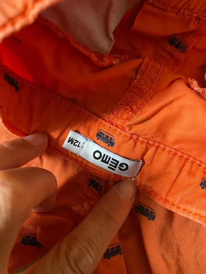 Short orange motif bus Gémo Taille 12 M - photo numéro 3