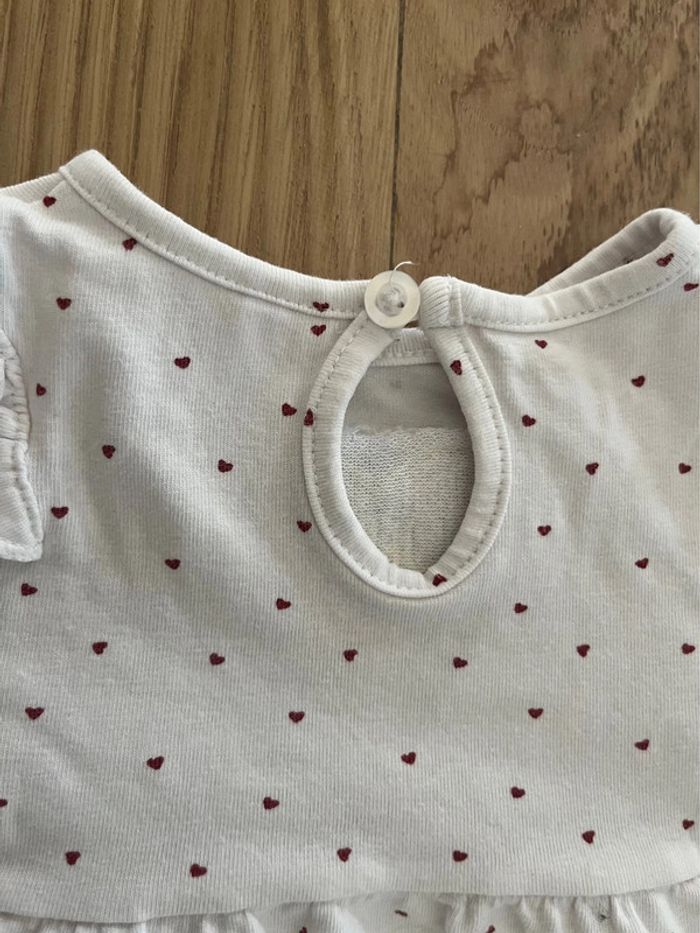 Haut manches longues fille 3 mois – Orchestra – Motifs cœurs - photo numéro 5