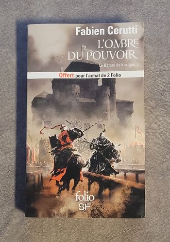 Le bâtard de Kosigan Tome I :L'ombre du pouvoir