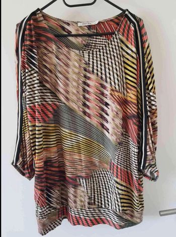 Haut ample  coloré  taille 38  40 42