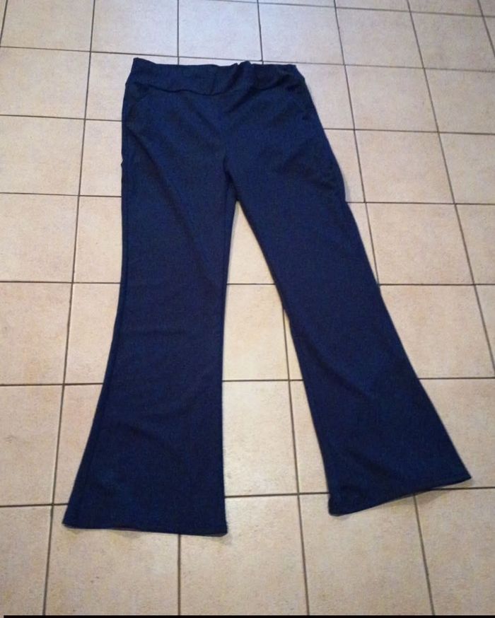 Pantalon évasé