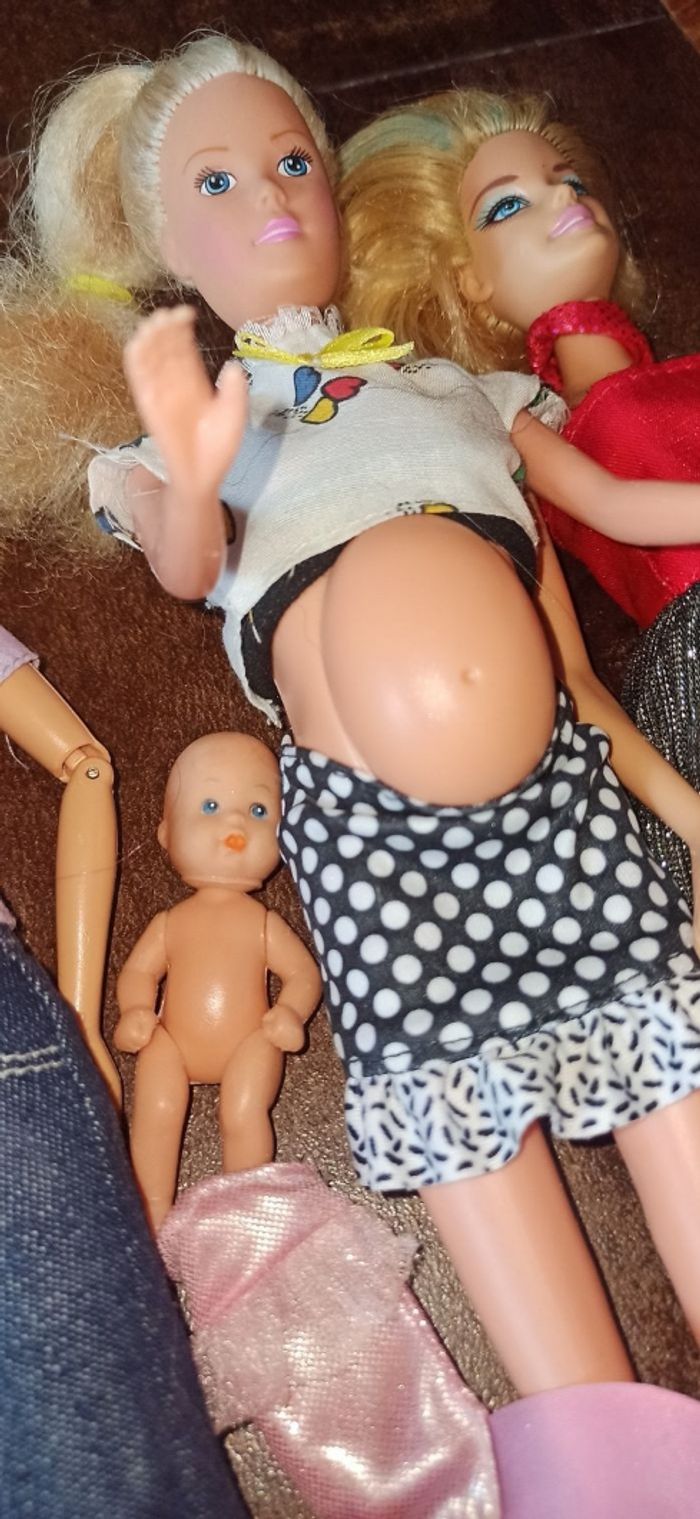 Lot de poupées Barbie - photo numéro 3