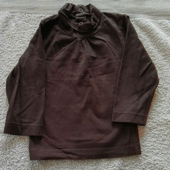 Lot de 4 tee-shirts + 1 haut - photo numéro 3