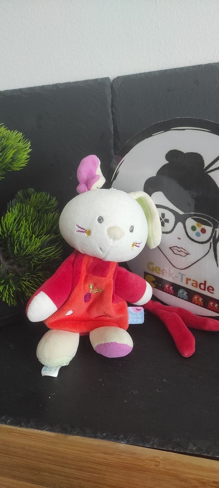 Lapin sucre d'orge doudou Tetinou rouge orange légumes radis blanc violet vert