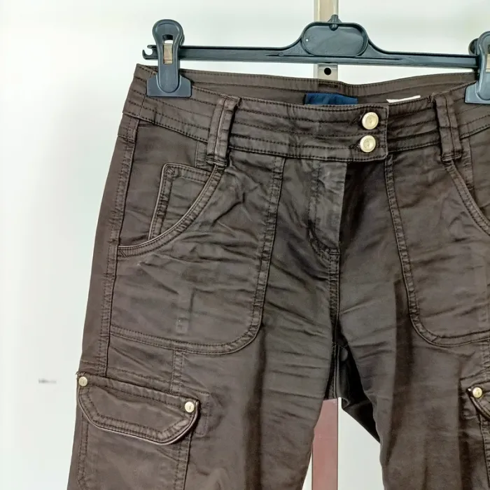 Pantalon capri Corsaire, pantacourt marron Trussardi Jeans - Taille 42 A600 - photo numéro 4