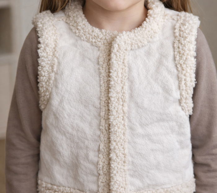 Gilet sans manches Sherpa HEMA – Écru – 7‑8 ans (122/128 cm) - photo numéro 1