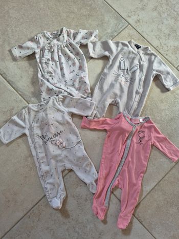 Lot pyjama 1 mois