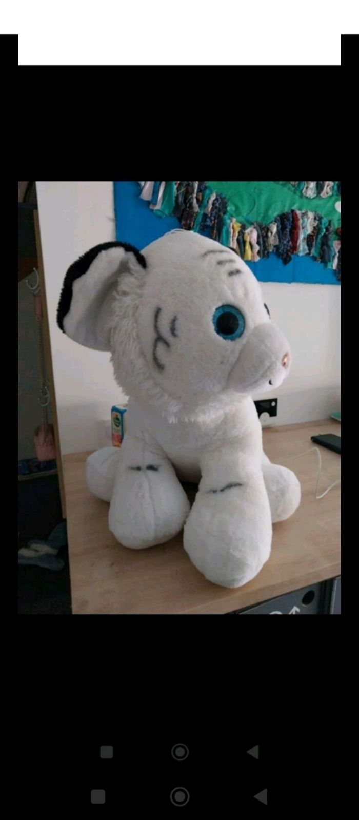 Peluche tigre blanc
