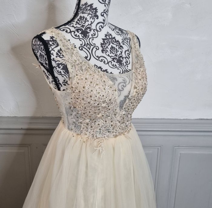 robe cérémonie longue buste dentelle et bas en tulle beige taille 40 - photo numéro 2