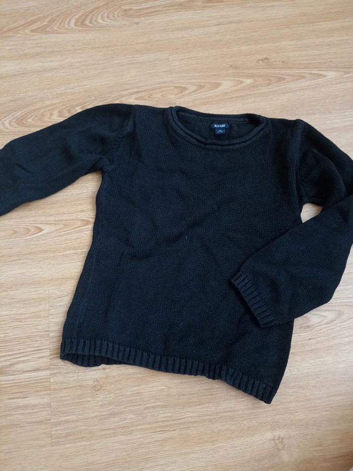 Pull fin noir 6 ans