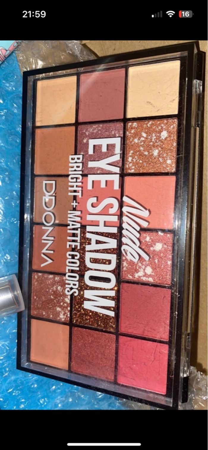 Box produits de beautés - photo numéro 3