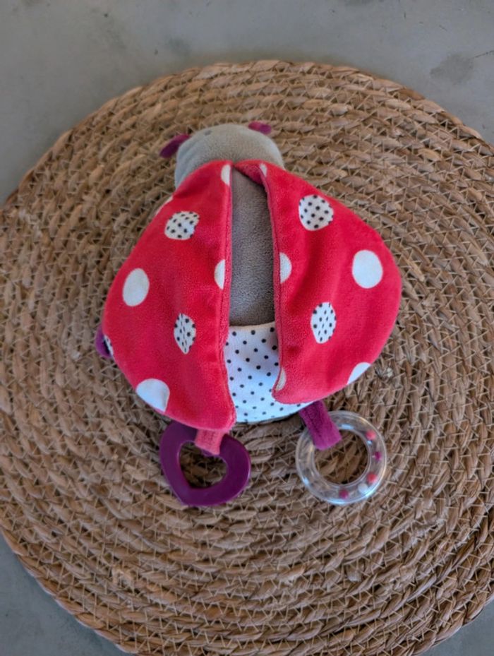 Doudou Coccinelle d activite Obaibi Okaidi gris rose