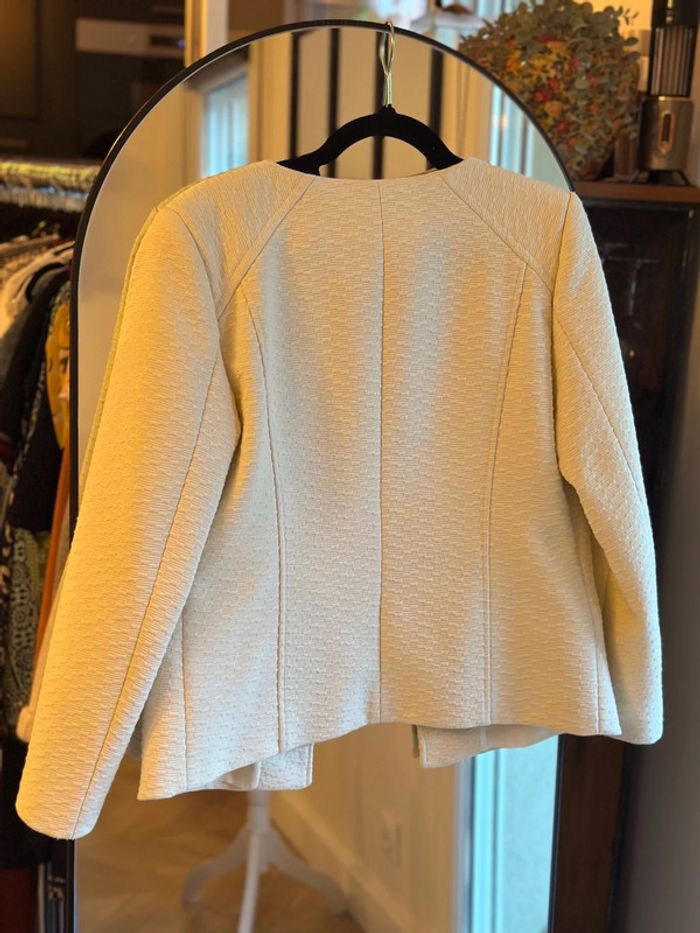 Veste t38 Galeries Lafayette - photo numéro 4