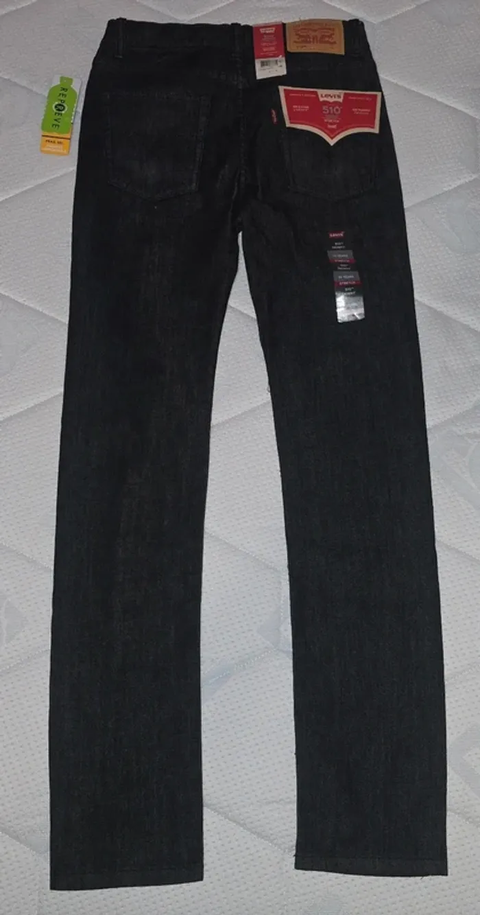 Jean Levi's noir, 510 Skinny, neuf, 14 ans - photo numéro 2