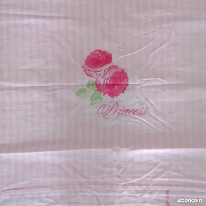 Parure de lit enfant - Disney Princesses - Cendrillon, Aurore et Belle - photo numéro 4