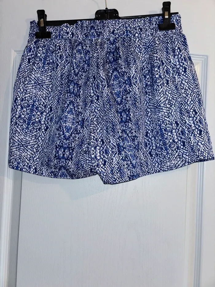 Short fluide