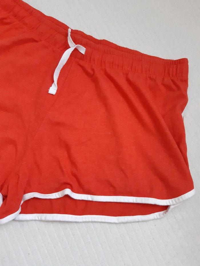 Short rouge Primark - photo numéro 2