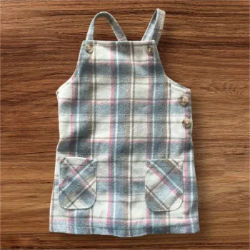 Robe à carreaux