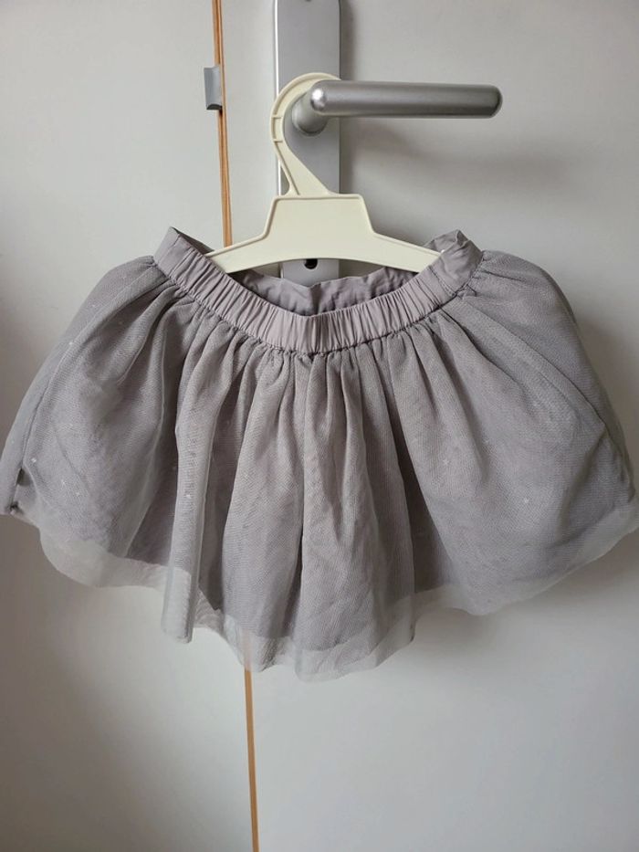 Ensemble t-shirt manches longues et jupe obaibi neuf 18 mois - photo numéro 4