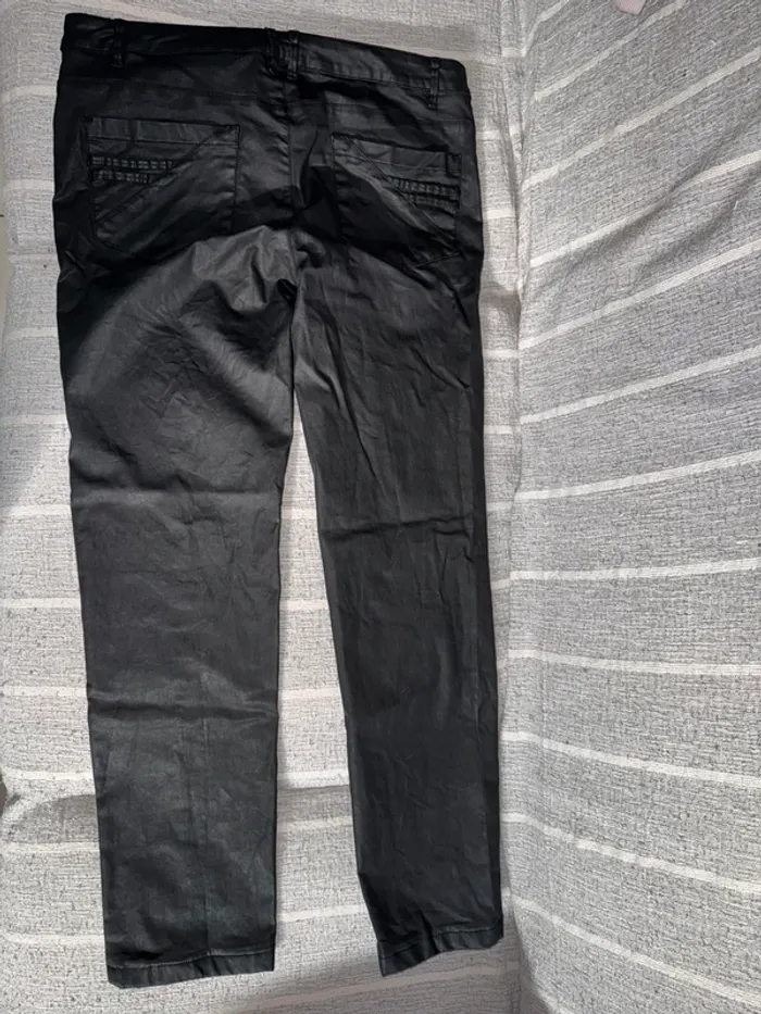 Pantalon huilé noir marque Tanaïs taille 42 - photo numéro 2