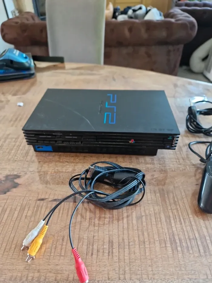 Console ps2 fat - photo numéro 2