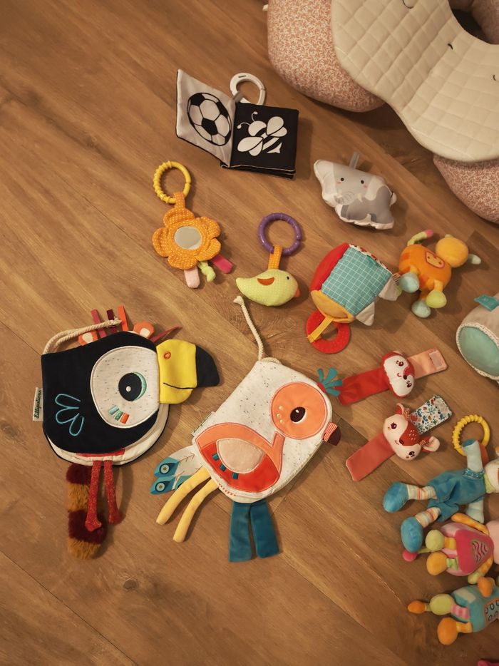 Diverses jouets d'éveil pour bébé - photo numéro 5