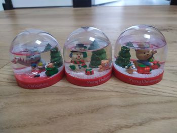 Lot de 3 boules de neige Merry Christmas