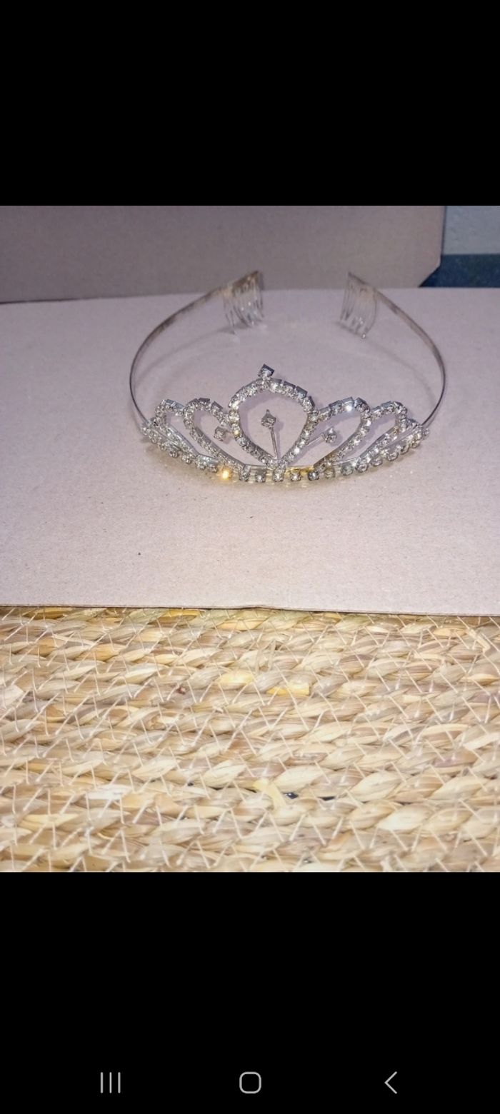 Couronne - photo numéro 3